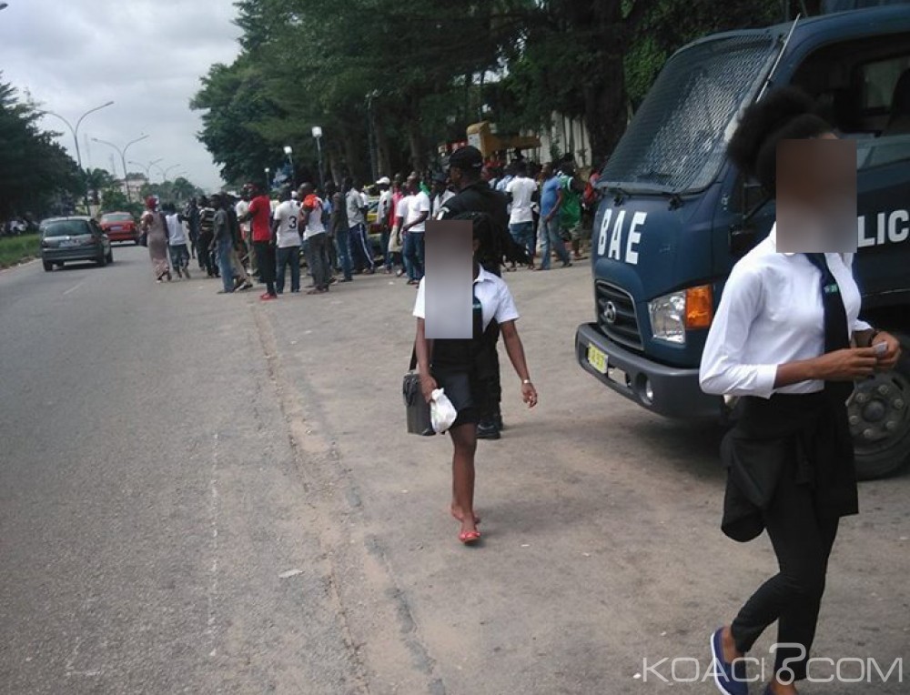 Côte d'Ivoire:  Protestations à  la Mairie de Cocody, non loin du sommet des présidents de l'UEMOA