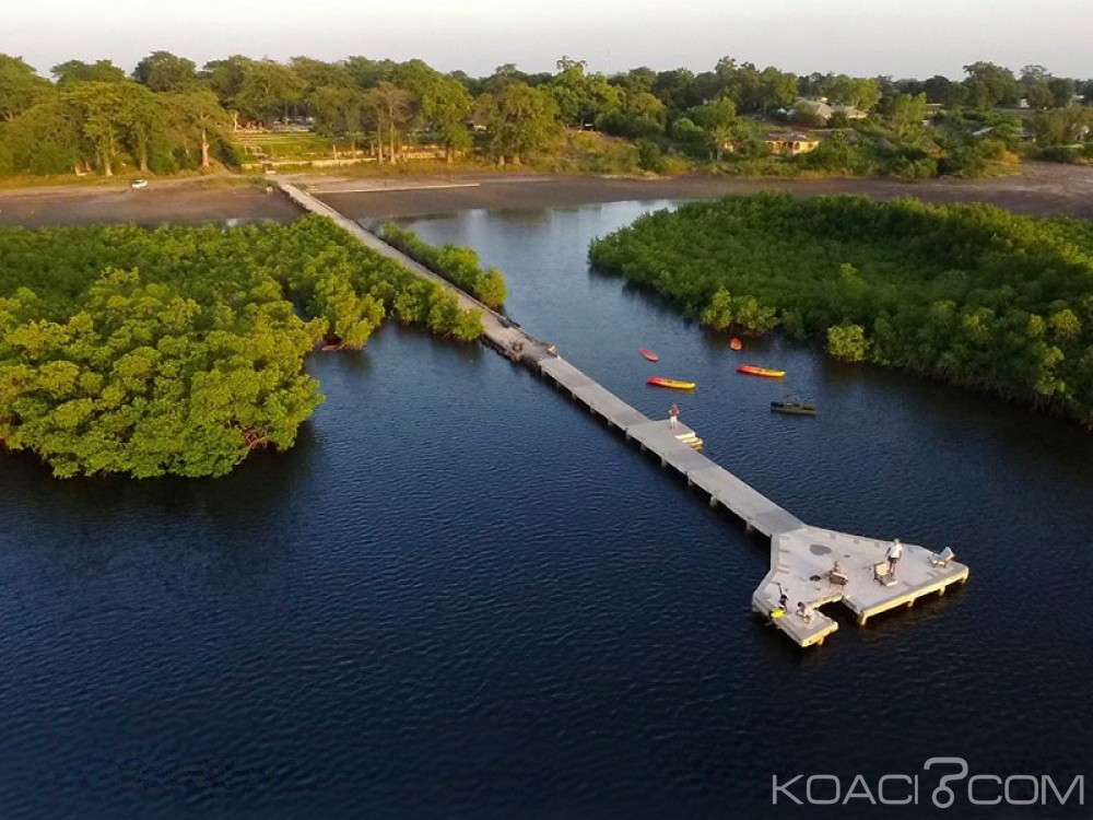 Sénégal: 20 femmes meurent noyées après le chavirement de leur pirogue à  Toubacouta