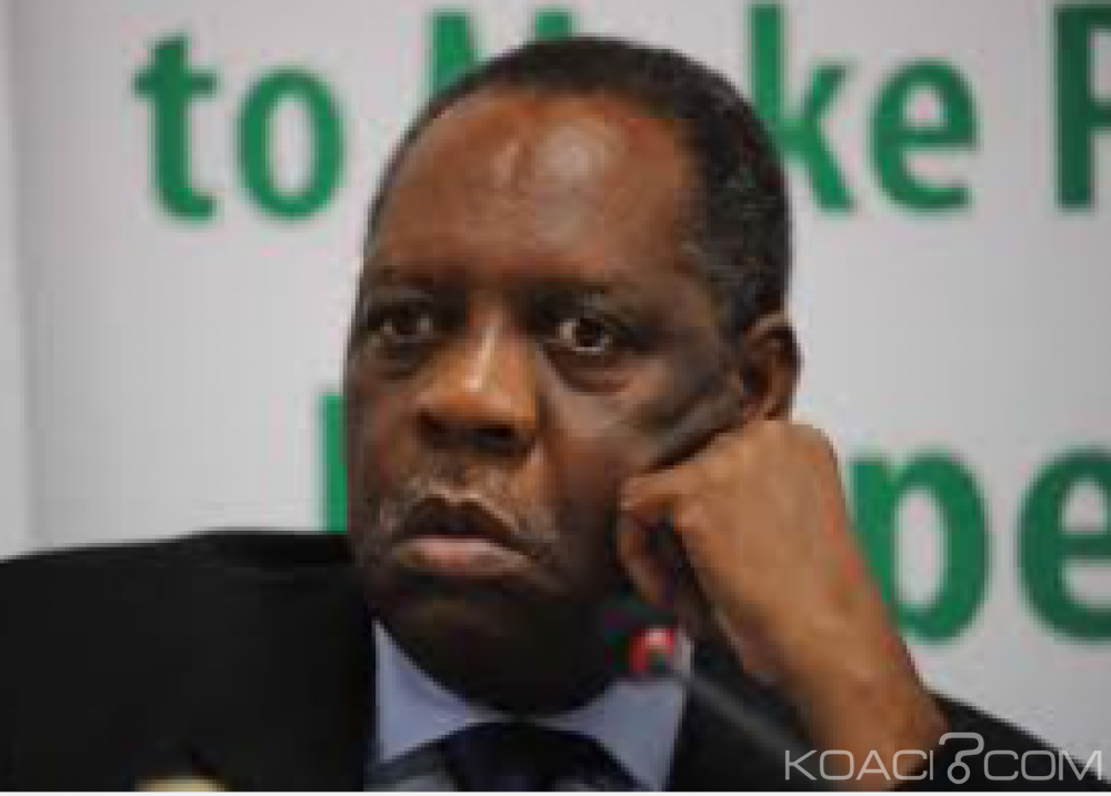 Cameroun: Consolation, Hayatou désigné Vice Président d'honneur à  la FIFA
