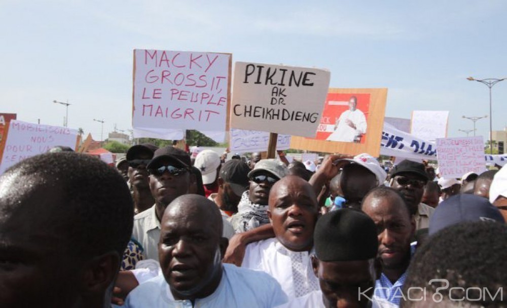 Sénégal: Gestion des ressources naturelles, emprisonnement d'opposants, vie chère… l'opposition dans la rue le 19 mai