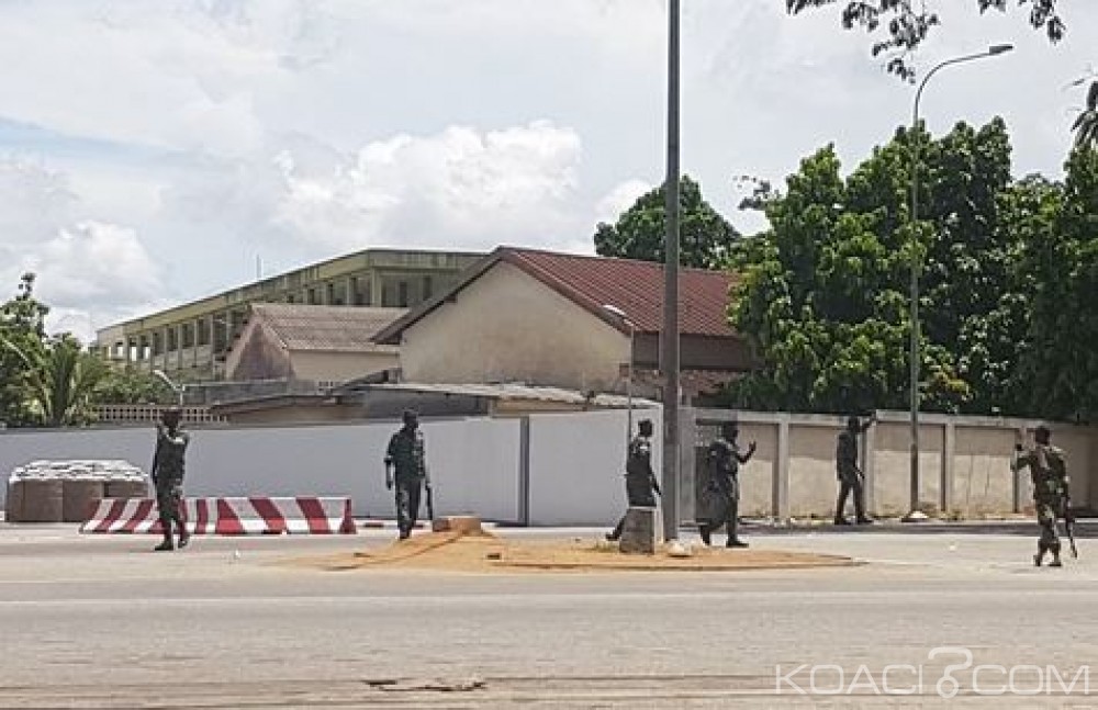 Côte d'Ivoire : Retour au calme apparent devant le camp Gallieni et le ministère de la défense au Plateau