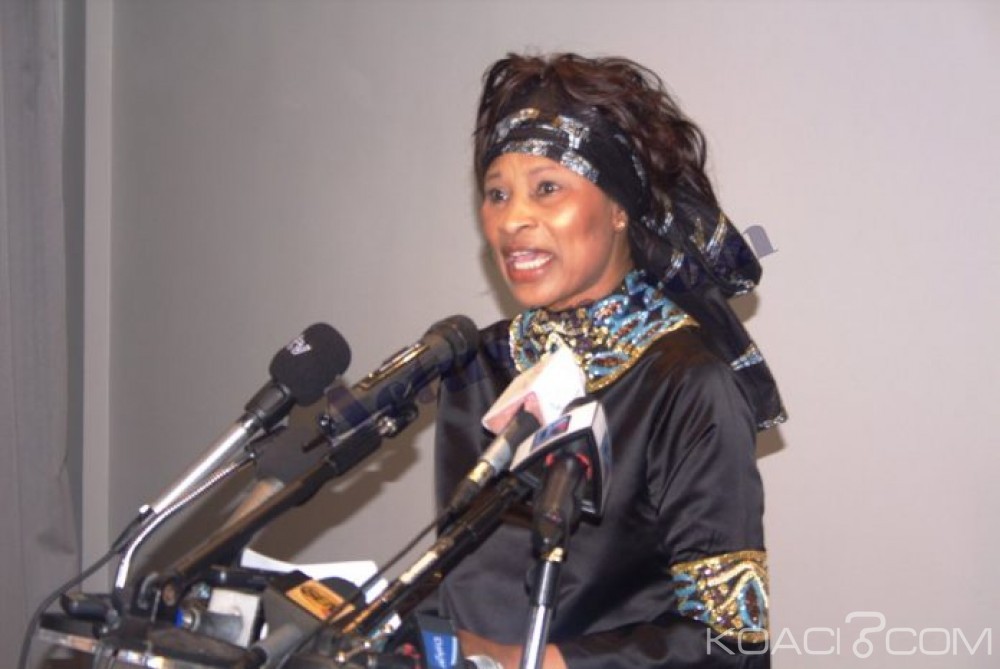 Sénégal: Son mouvement ni du pouvoir, ni de l'opposition, Aissata Tall Sall la «Macron» à  la sénégalaise