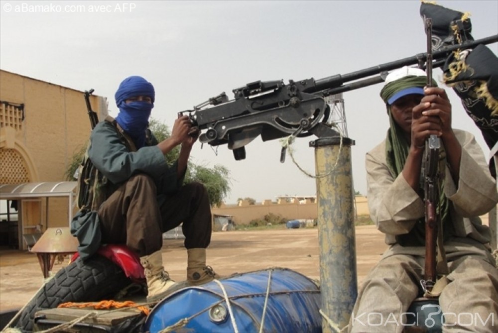 Mali: Des jihadistes armés incendient une école à  Mopti