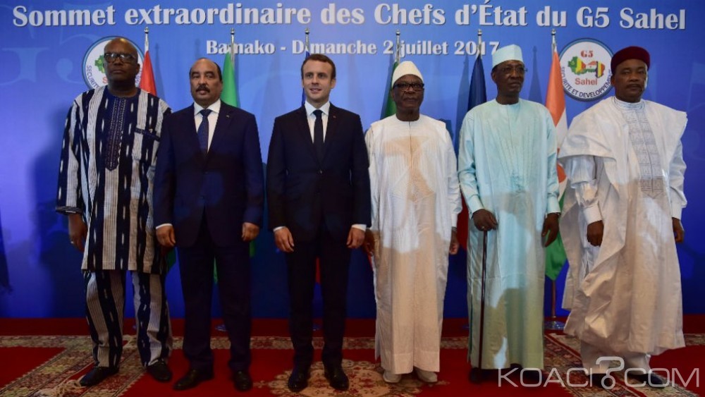 Mali:  Sommet du G5 Sahel à  Bamako,  Al-Qaïda publie une  vidéo de six otages étrangers