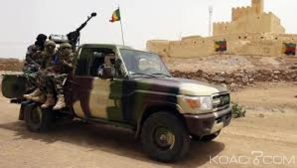 Mali: Ménaka, un convoi de l'armée tombe dans une embuscade, des soldats portés disparus