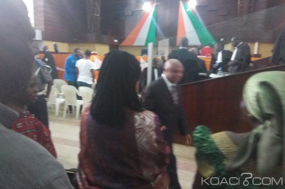 Côte d'Ivoire: 10 ans d'emprisonnement requis contre Assoa Adou qui se défend, ses coaccusés condamnés à  peines allant de 26 mois à  20 ans