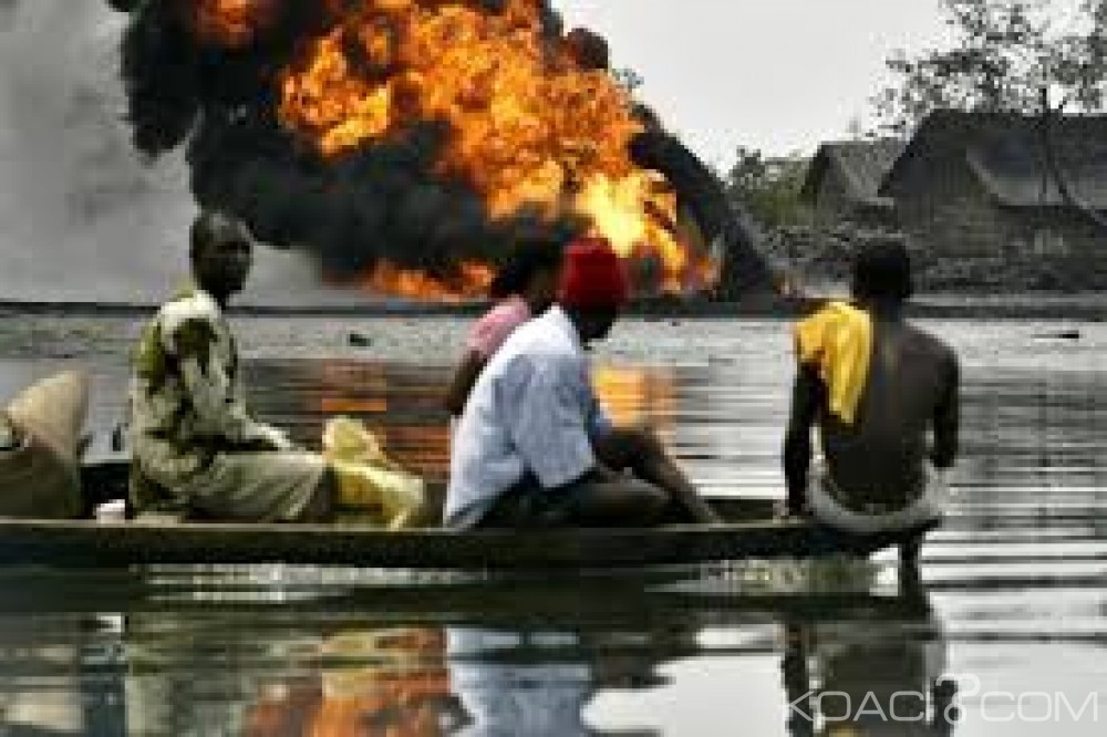 Nigeria: Shell ferme un important oléoduc après une fuite