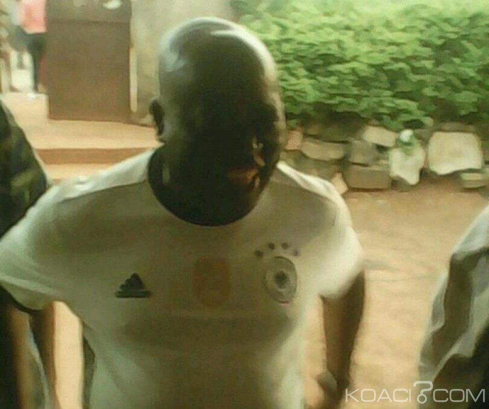 Cameroun:  A 65 ans, un sexagénaire  défie les jeunes et obtient son baccalauréat