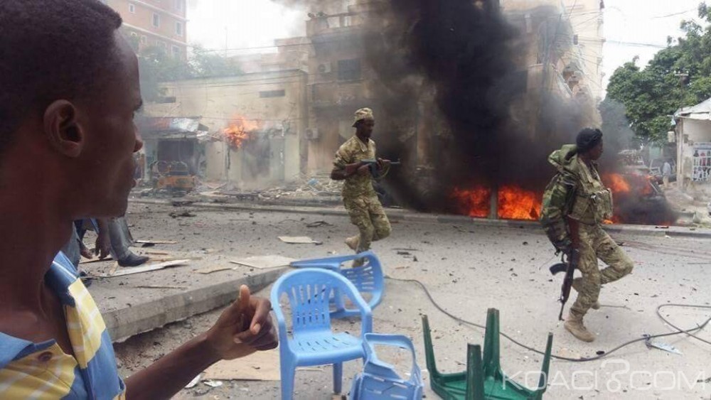 Somalie: Attaque à  la voiture piégée à  Mogadiscio, 10 morts au moins et 15 blessés