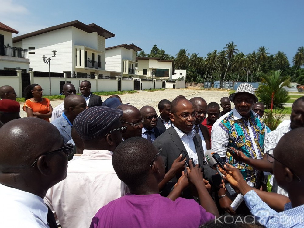 Côte d'Ivoire: Logements sociaux à  Anyama et modeste, Isaac Dé s'enquiert du niveau des travaux