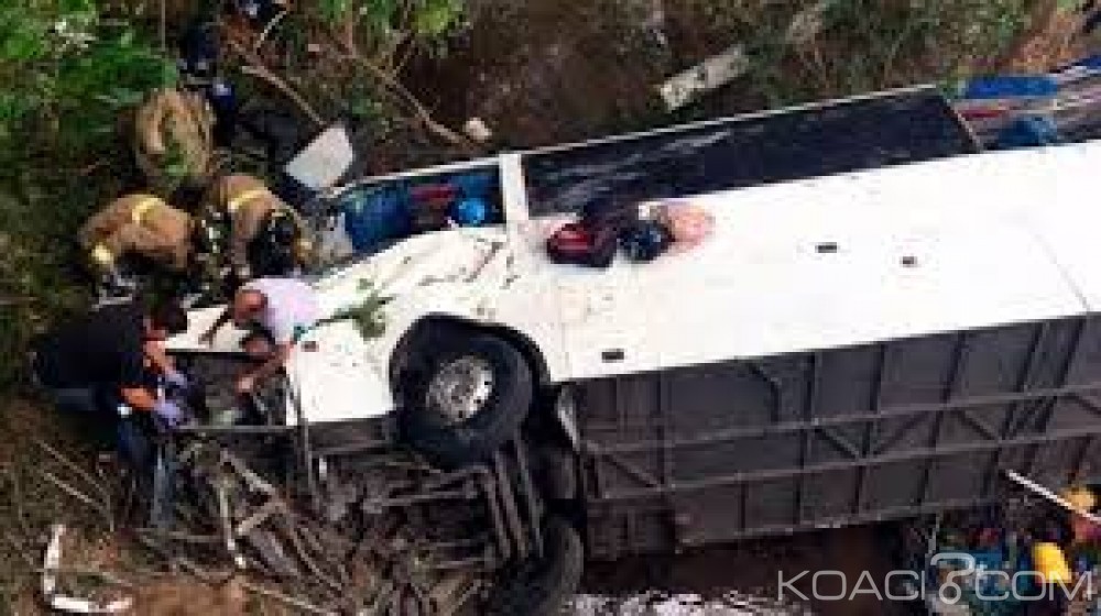 Egypte: Un bus chute depuis un pont au Caire, 14 morts et 42 blessés