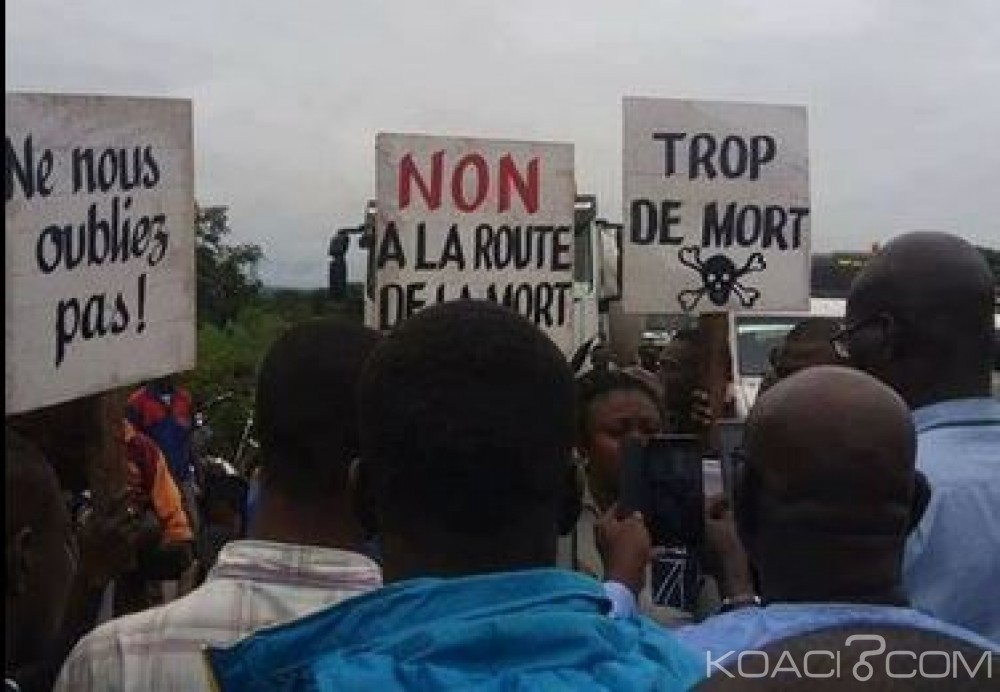 Côte d'Ivoire: Katiola, exaspérée par l'état dégradé des voies, la population bloque la circulation routière, depuis ce matin
