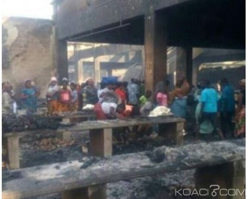 Côte d'Ivoire: Le grand marché d'Abobo part en fumée