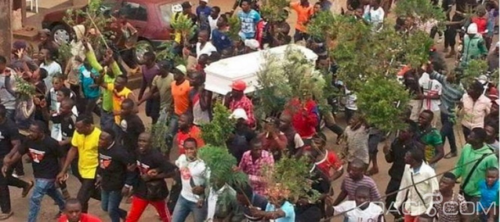 Cameroun: Indépendance controversée en zone anglophone, l'église s'y mêle, l'UE appelle au dialogue ouvert et inclusif