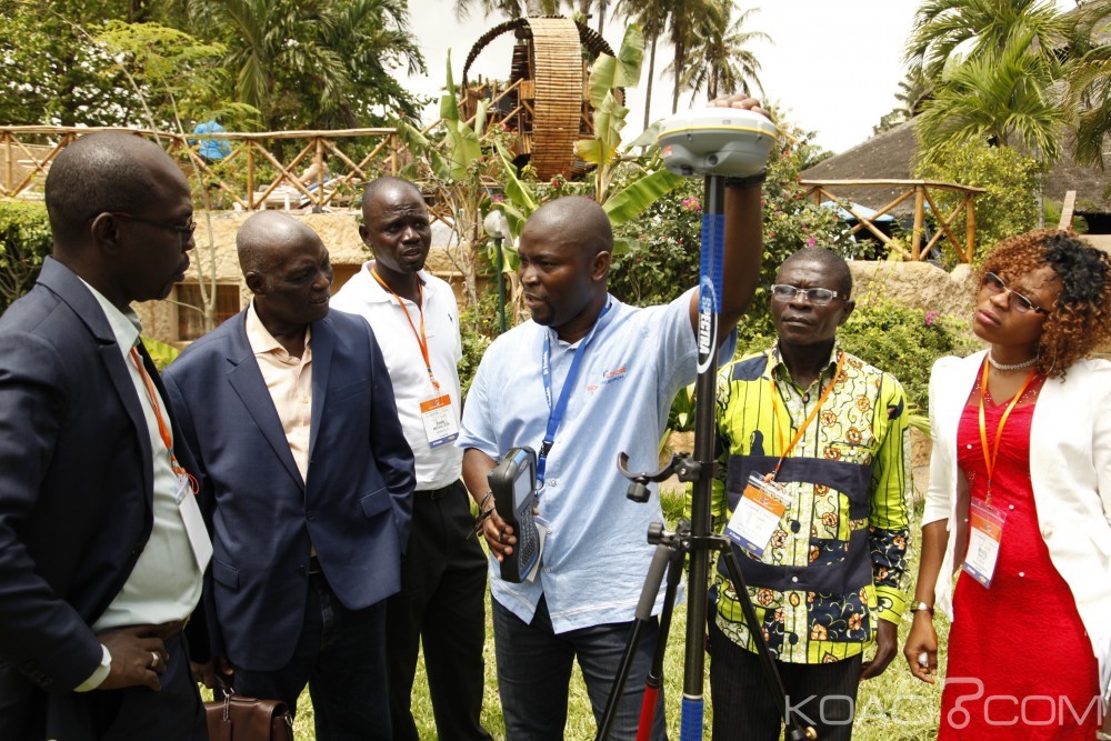 Côte d'ivoire: Topographie: GEOMATOS CI fait don d'un important matériel à  l'INPHB d'Abidjan.