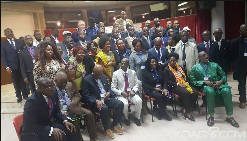 Côte d'Ivoire: Depuis la France, les «Gbagbo ou rien» réfléchissent à  la reconquête du pouvoir d'Etat