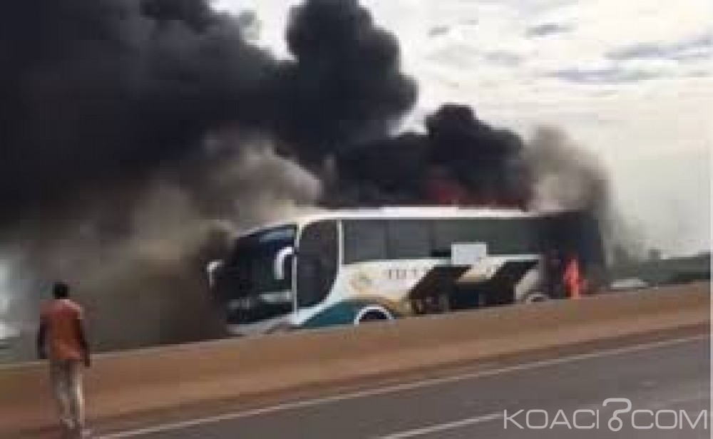 Mali: Un bus roule sur une mine à  Ansogo, quatre morts au moins