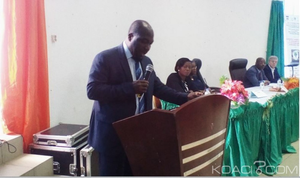 Côte d'Ivoire: Les étudiants brillants de l'université de Bouaké vont être connectés à  une bibliothèque de 42 000 ouvrages en ligne