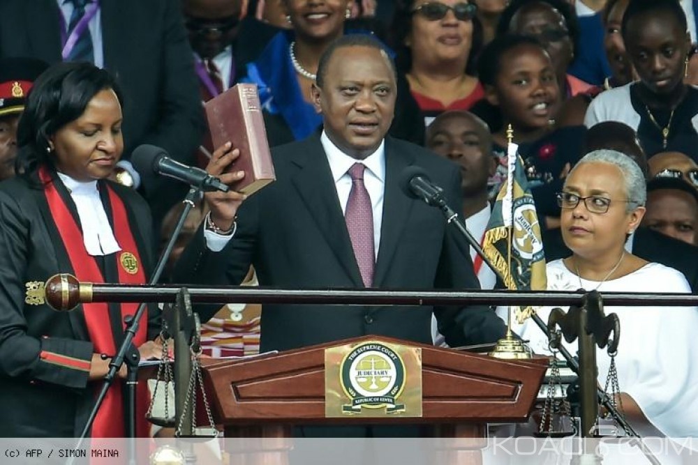 Kenya : Kenyatta officiellement investi  président pour  cinq ans