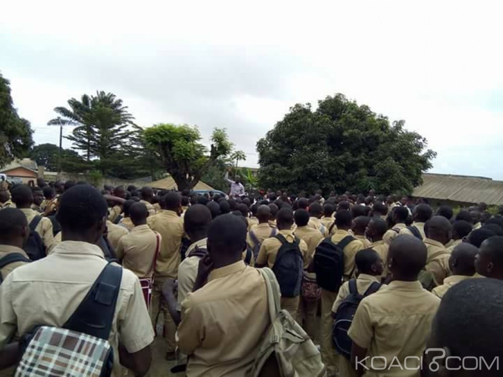 Côte d'Ivoire: San Pedro, affaire de la bastonnade d'un enseignant par des gendarmes, élèves et hommes en armes entrent dans la danse, les cours suspendus jusqu'à  nouvel ordre