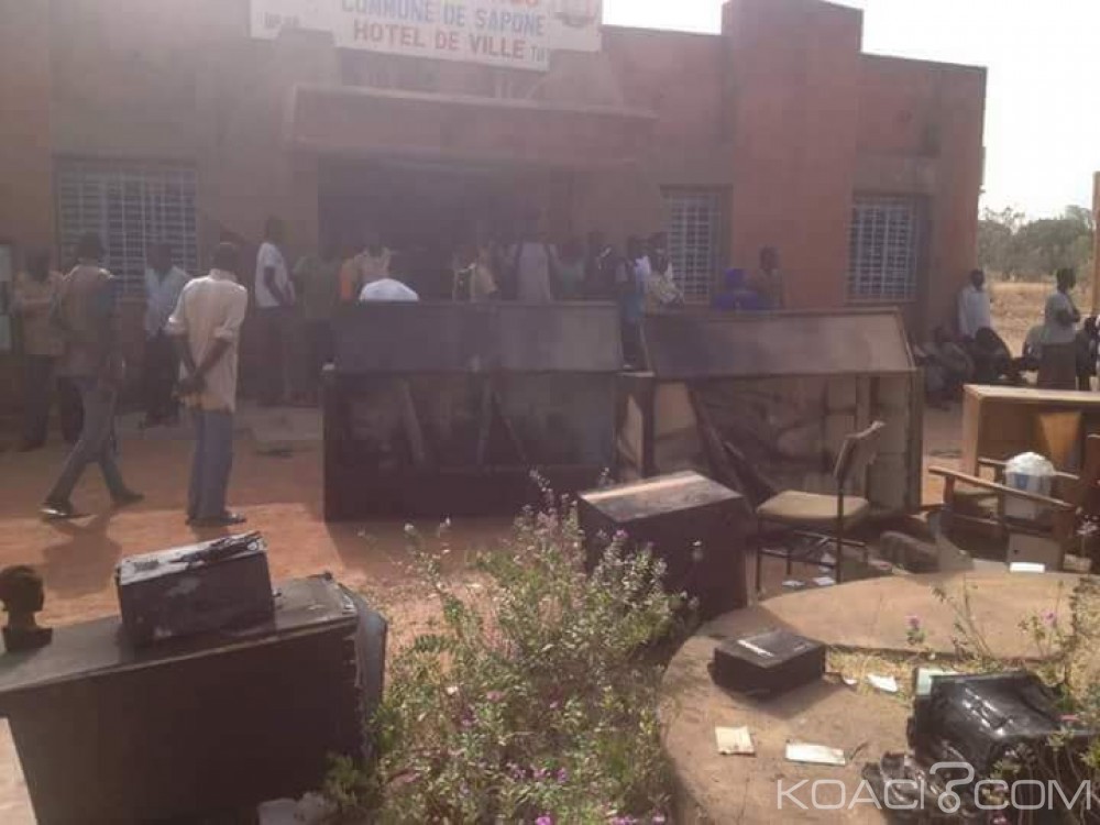 Burkina Faso: La mairie de Saponé incendiée