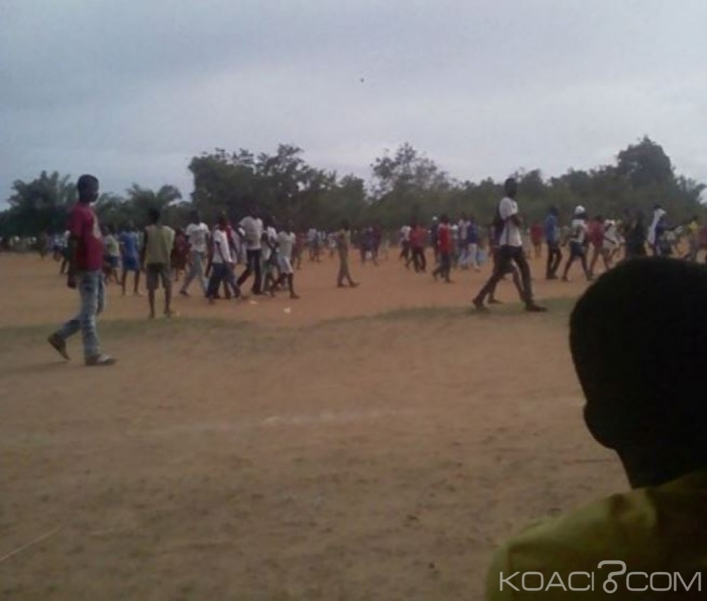 Côte d'Ivoire: Sassandra, à  l'appel de la FESCI, un élève s'opposant à  des troubles molestés par des individus encagoulés