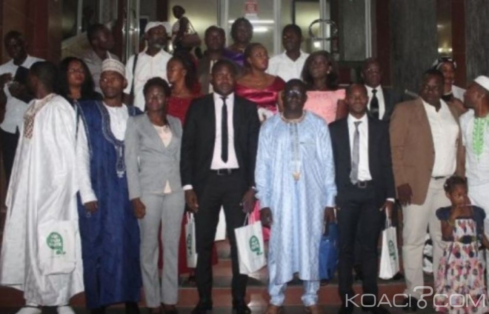 Côte d'Ivoire: Depuis Grand-Bassam, des jeunes sénégalais plaident pour leur participation à  30% à  toutes les assemblées électives