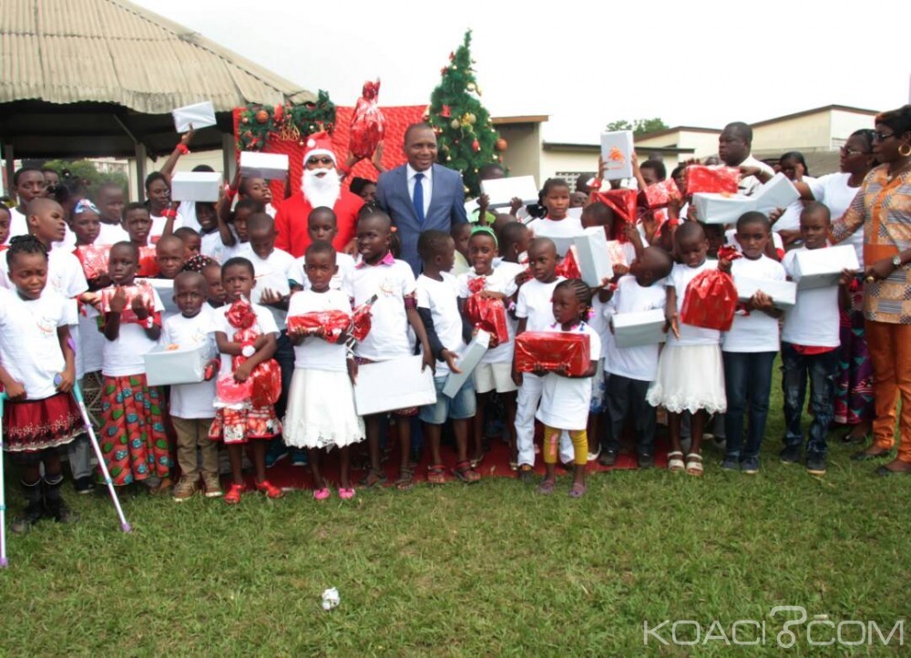 Côte d'Ivoire:  Yopougon, le Gouvernement comble de cadeau, des enfants de l'Institut national de la promotion des aveugles