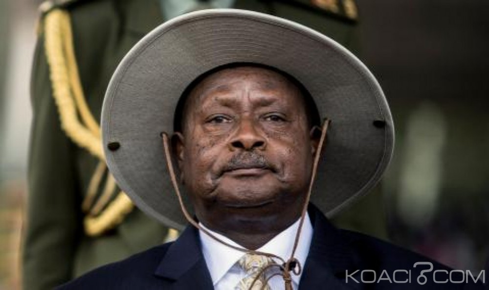 Ouganda:  Museveni s'offre la possibilité de garder le pouvoir jusqu'en 2021