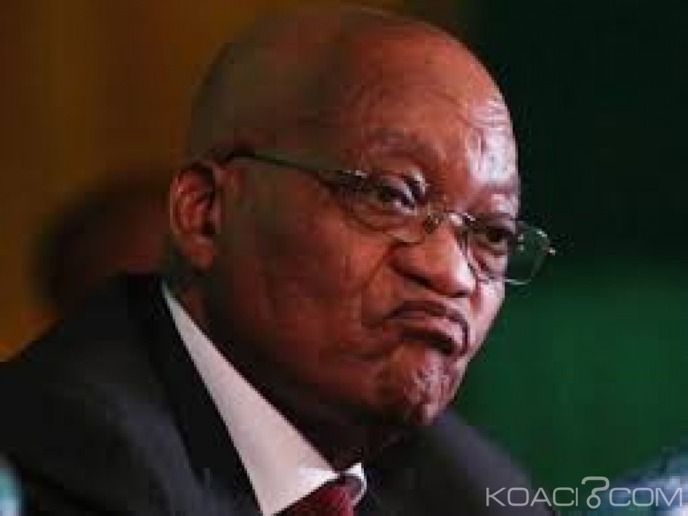 Afrique du Sud:  Sous pression, Zuma  annonce la création d' une commission d'enquête sur la corruption