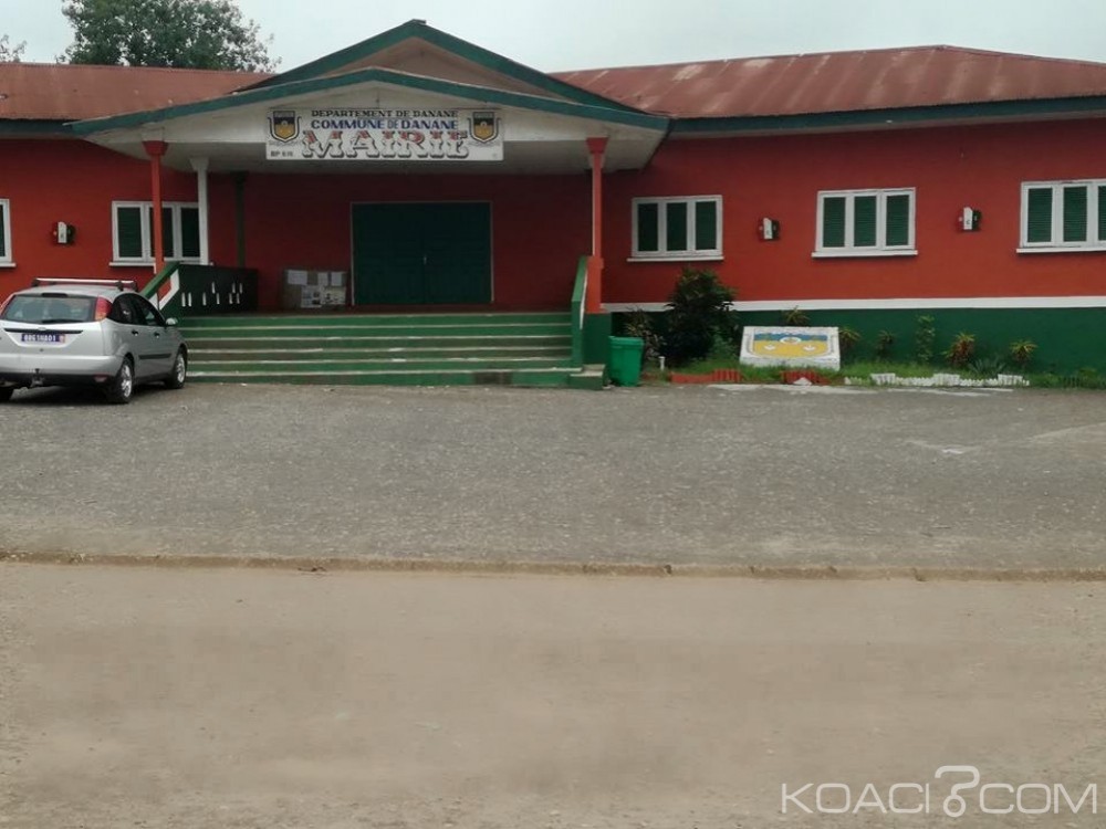 Côte d'Ivoire: La tête d'une femme piquée sur un bois découverte à  l'ouest, son époux burkinabé indexé