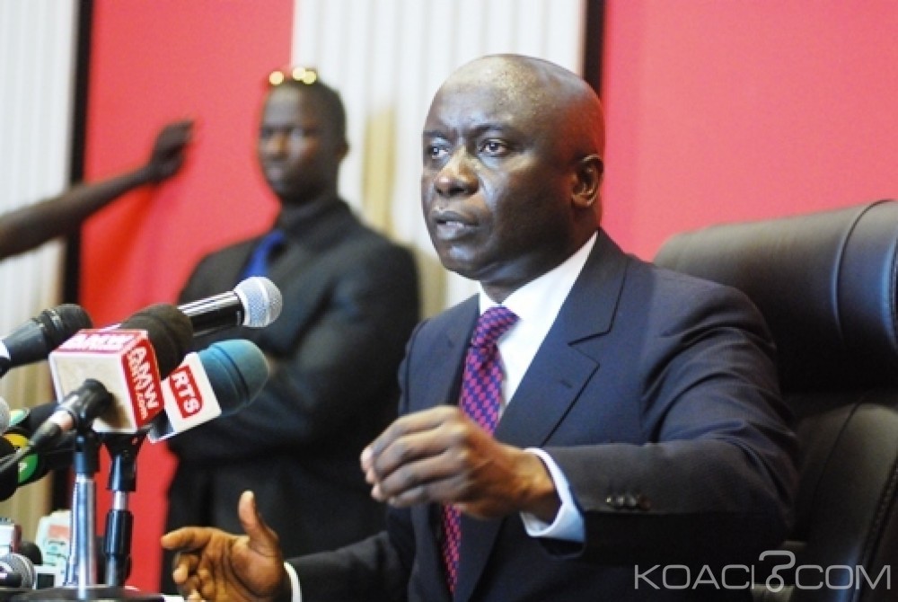 Sénégal: L'ex PM Idrissa Seck défie Macky Sall et l'invite à  un débat public sur la situation du pays