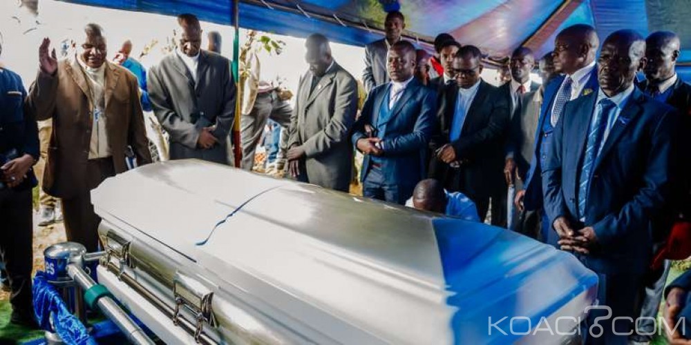 Zimbabwe: Morgan Tsvangirai, adversaire historique de Mugabe enterré dans son village natal