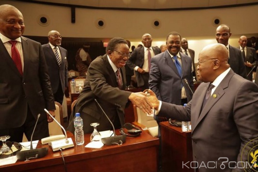 Togo: L'opposition à  Accra pour rencontrer Akufo-Addo, souhait de Buhari pour le pays