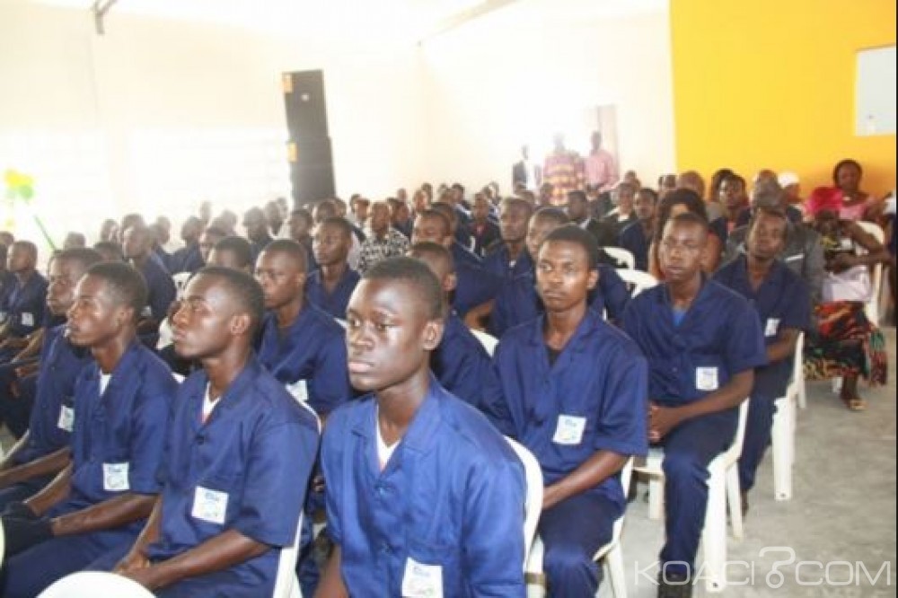 Côte d'Ivoire: Emplois, 140 places retenues pour les concours d'assistants sociaux et  adjoints