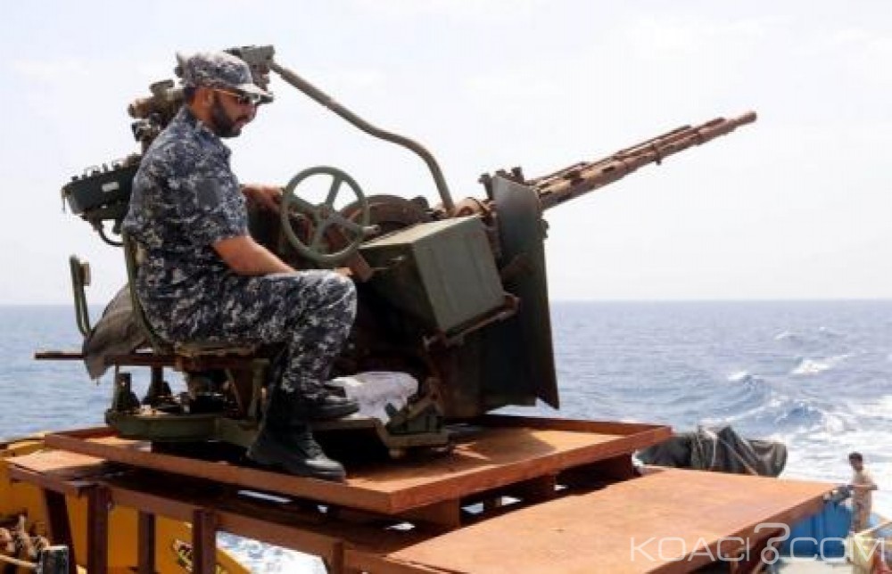 Libye:  Un tanker avec  950.000 litres de carburant intercepté, huit grecs arrêtés