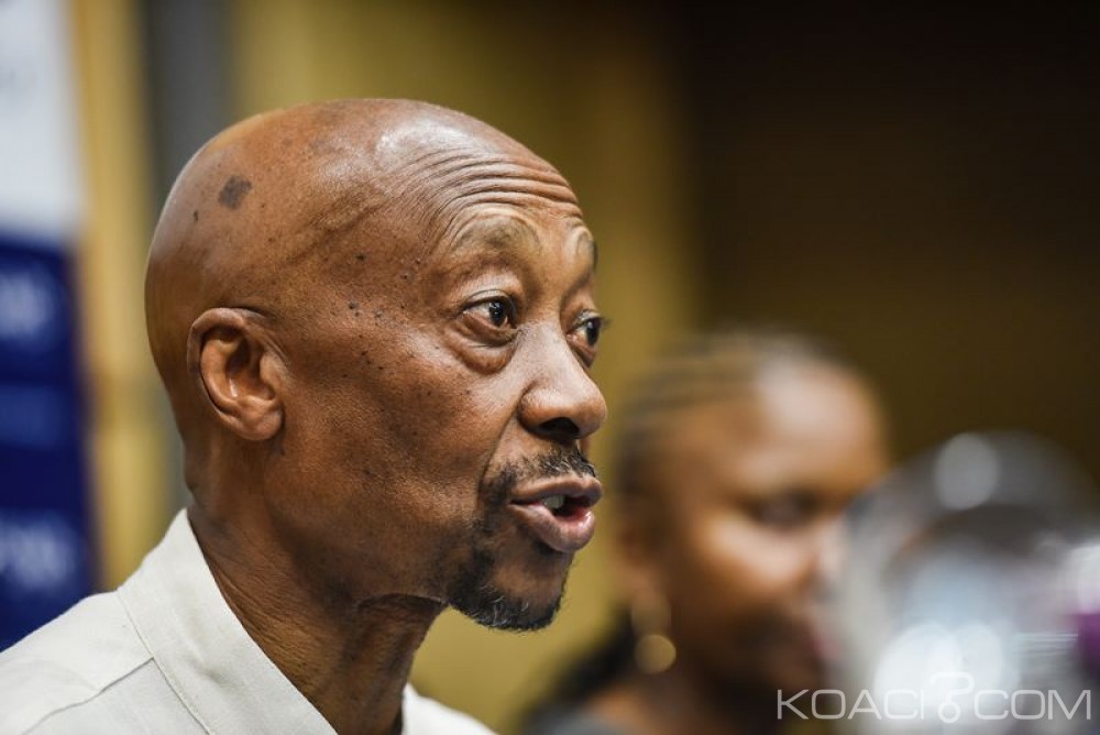 Afrique du Sud:  Le patron du fisc Tom Moyane  suspendu  avec «effet immédiat»