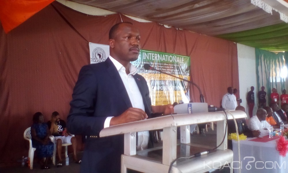 Côte d'Ivoire: Mamadou Touré aux jeunes de Bouaké, «Quand tu finis de brûler la mairie, c'est où tu vas faire ton extrait?»