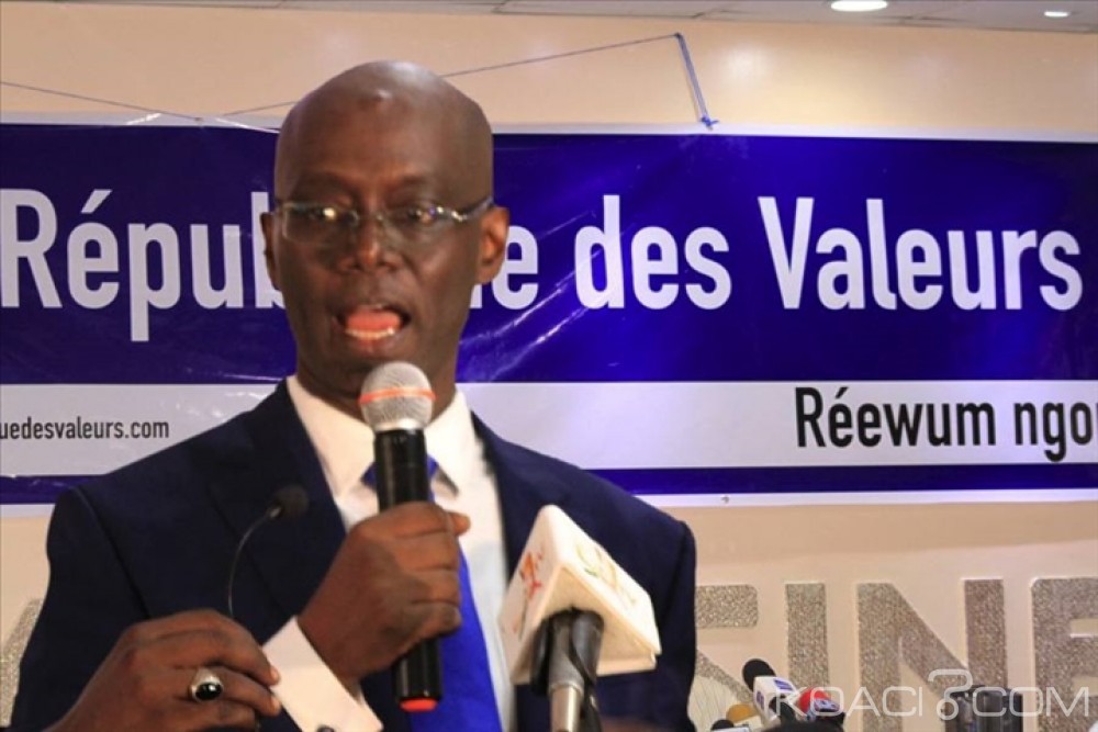 Sénégal: L'État réclame à  un ex-ministre devenu opposant plusieurs millions versés par erreur depuis son départ du gouvernement
