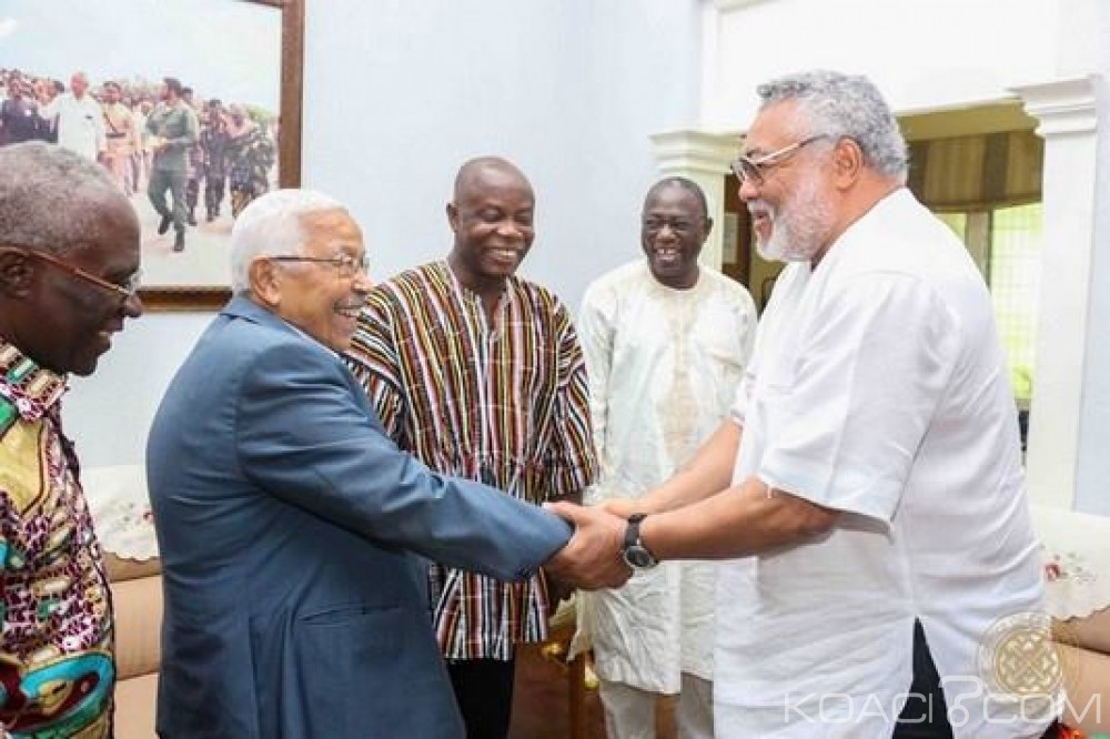 Ghana: Rawlings déplore le silence de l'Afrique dans le monde et appelle au réveil