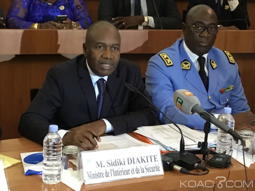 Côte d'Ivoire: Le ministre de la sécurité constate une régression du phénomène des «Microbes»