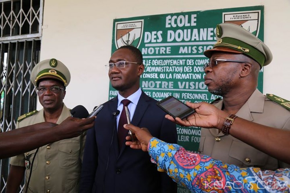 Côte d'Ivoire: Douanes, le ministre Moussa Sanogo évalue le travail des vérificateurs pour une mobilisation accrue des ressources pour le financement du budget