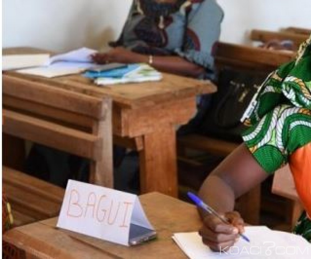 Côte d'Ivoire: Abobo, un enseignant interpellé au centre «Saint Joseph» lors de l'épreuve d'anglais, après avoir «racketté» 1000 FCFA à  chaque candidat