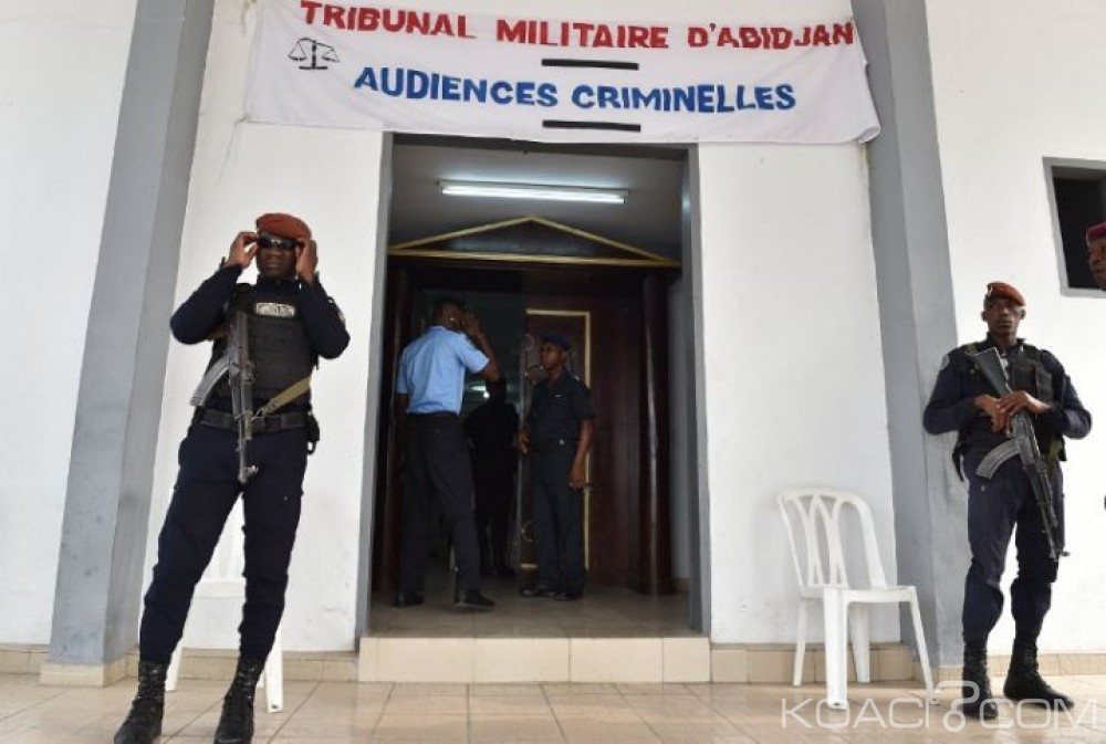 Côte d'Ivoire: Un garde du procureur militaire volait les armes des enquêtes pour les revendre
