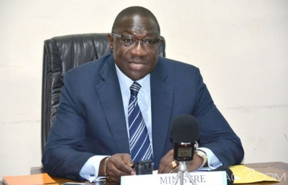 Côte d'Ivoire: Crise à  la FIF, le ministre François Amichia sort enfin de son silence et propose