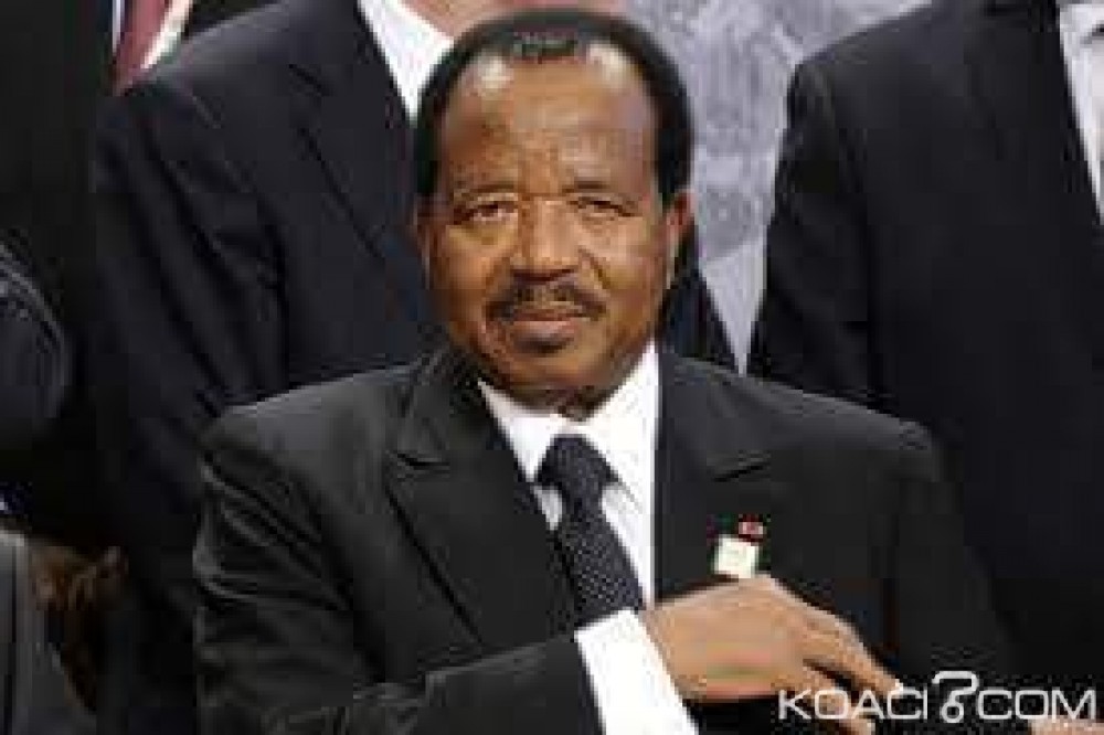 Cameroun: Biya dépose sa candidature pour un 7e mandat