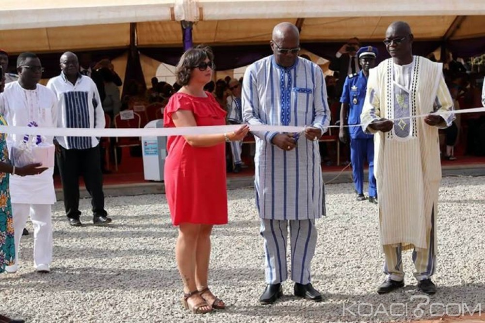 Burkina Faso: Une stèle érigée en hommage aux victimes du crash d'air Algérie