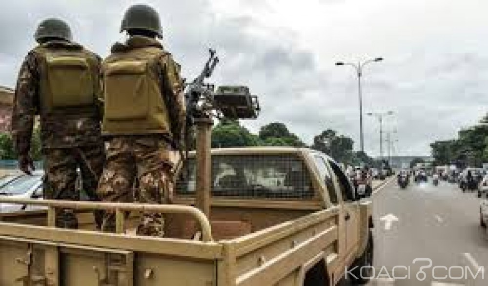 Mali: 12 morts lors d'une embuscade contre un convoi de l'armée à  Ségou