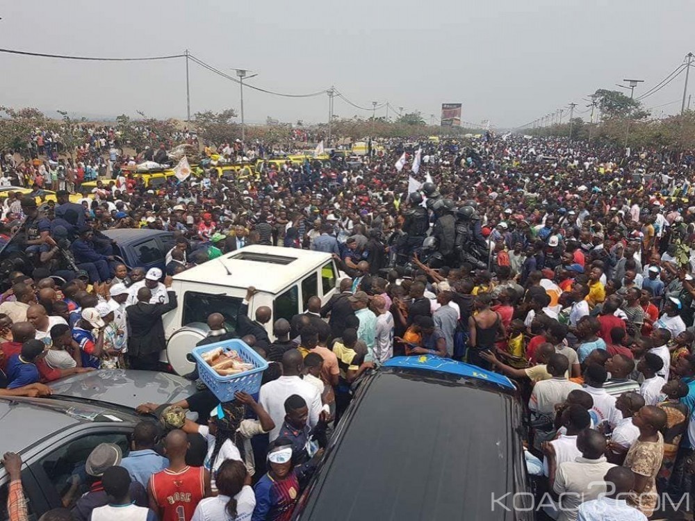 RDC:  Le retour de Jean Bemba perturbé à  Kinshasa, tirs de gaz lacrymogène à  l'aéroport