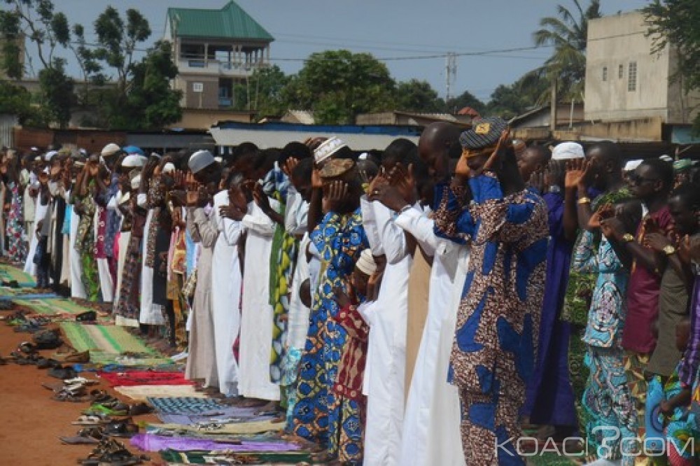 Togo: Tabaski 2018, prière pour la paix, des corans offerts aux mosquées profanées